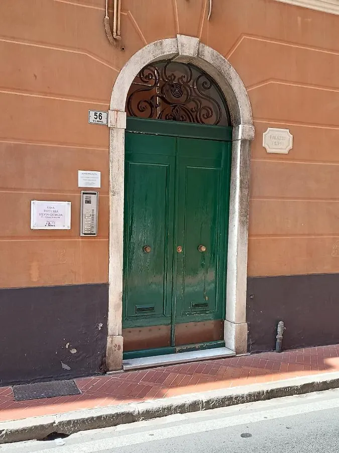 Casa Alexandra In Centro E A Pochi Passi Dal Mare Apartment Imperia 0*,  Italy