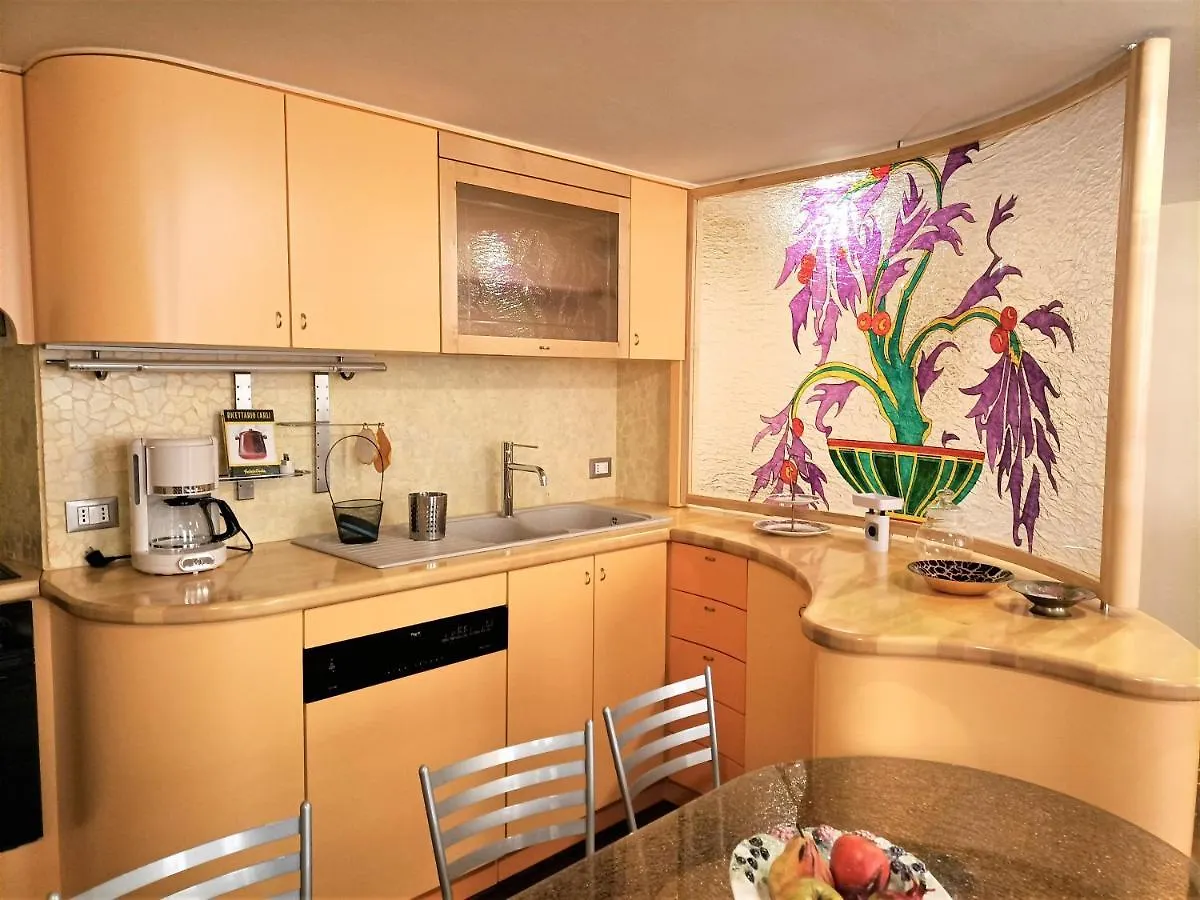 Casa Alexandra In Centro E A Pochi Passi Dal Mare Apartment Imperia